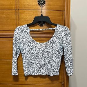 UO crop top
